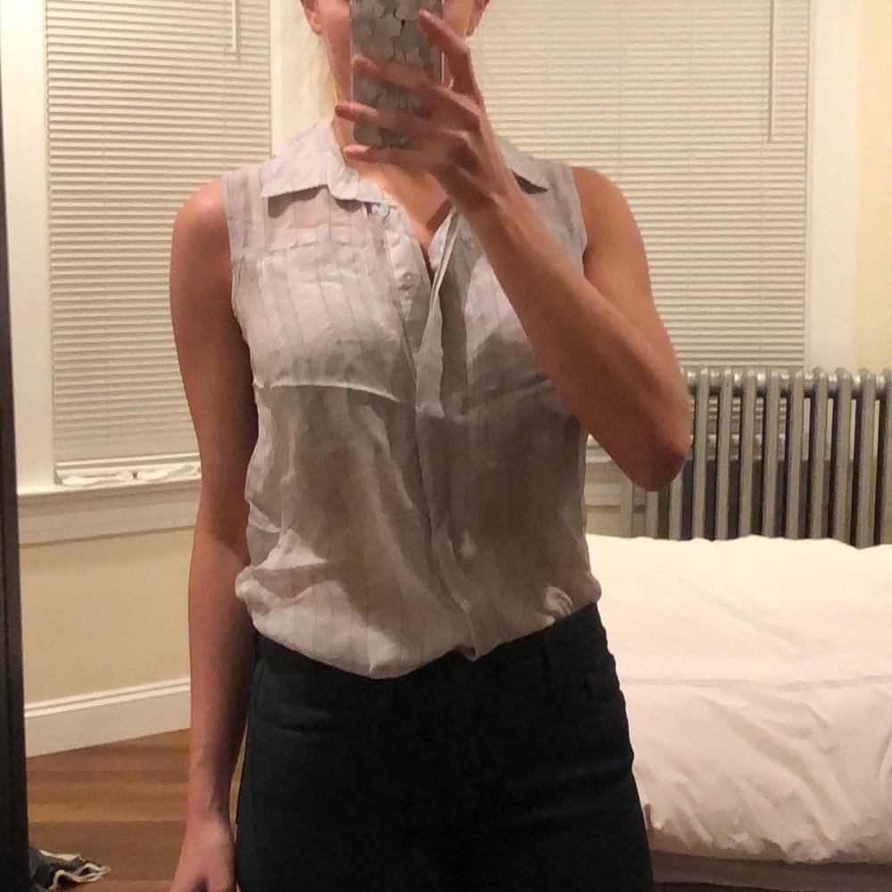 Quiksilver sleeveless blouse